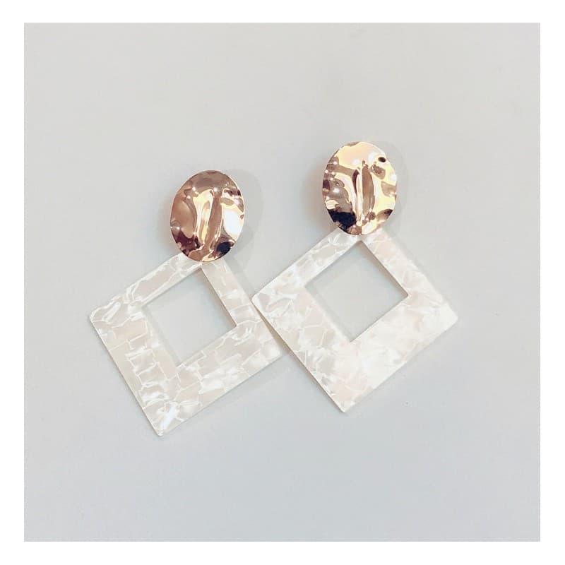 Kolczyki wiszące pearls triangle K1260